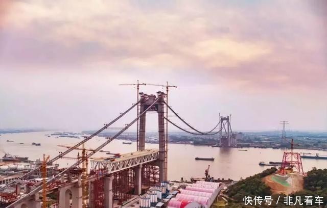  #打造#可绕地球4圈！1.73亿米钢丝横跨长江，打造又一“奇迹”