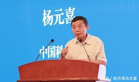  院士@国际会议上，中国院士霸气回应外国代表，谁说中国北斗没用