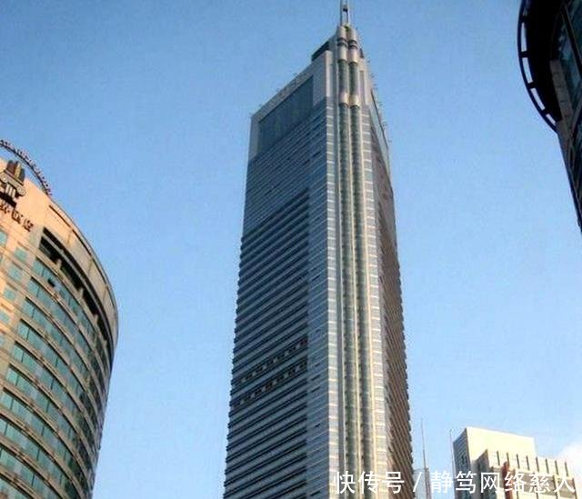 向上长! 重庆已建成(封顶)的七大摩天楼, 看看重庆未来的摩天楼