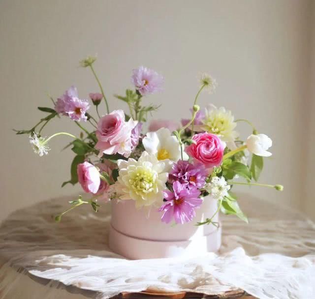  #洗脑#爱上了！和春风一起抵达的香芋紫，比淡黄的长裙还洗脑