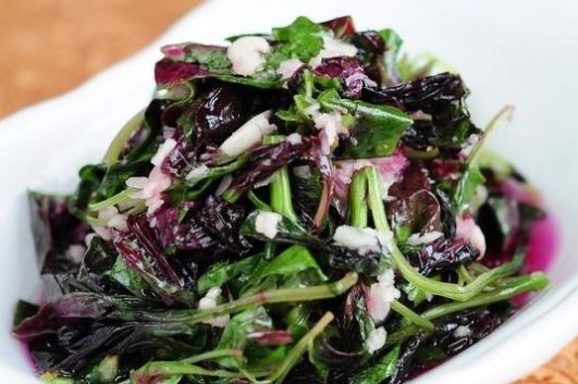  #没错#七八十年代喂猪的野草，不是中药材就是野菜，吃过的是土