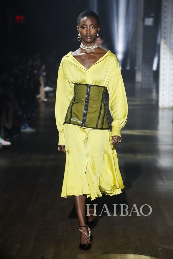 成熟优雅Mix少女甜蜜感!Adeam 2019春夏女装秀，海报网带你亲临20