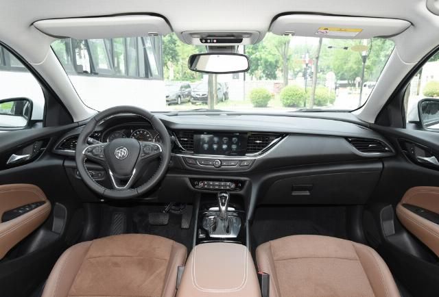 「独立」车长4米9前后独立悬挂,标配9AT变速箱,还买什么雅阁帕萨特