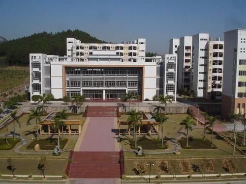  「人均gdp」广东面积“最大”的县，比2个东莞还大，且比梅州还