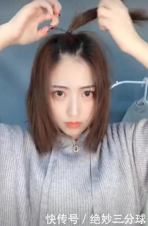 早就■丸子头早就烂大街了!最近这款“氧气马尾”火了,情敌见了求指教!