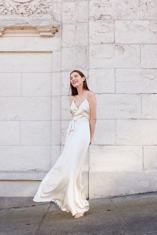 真丝拥有无法言喻的美，真的谁穿谁漂亮！