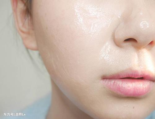祛斑不在难，睡前红霉素加它擦脸，祛斑美白好多姑娘不知道