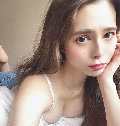 日本混血感女模Tamaki，漂亮容颜让人有了仙女下凡的错觉!