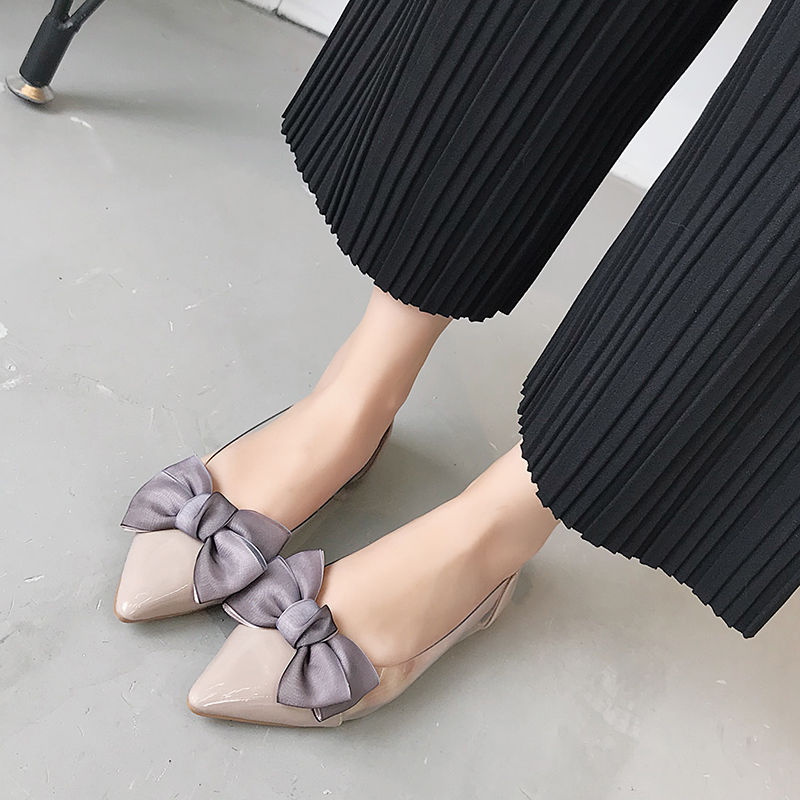 有一种鞋叫:瓢鞋,比高跟鞋还洋气百倍,适合6070后女人穿