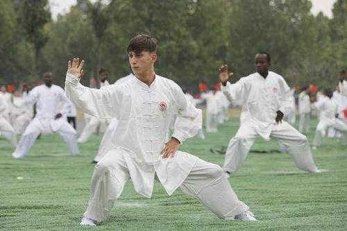 老外独宠中国文化，为何却不爱去中国景区？回答太扎心了