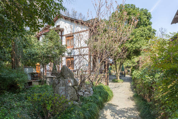 西湖最冷门的旅游路线，人少景美，一般人都不知道