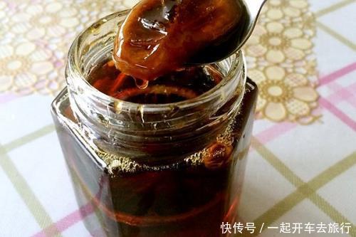  变白：有着“天然褪黑素”之称，常常吃一点，能助皮肤变白，黑眼圈消失