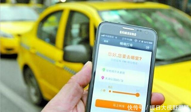 跑2公里接单，乘客居然不接电话，滴滴司机怒了，空车绕了60公里