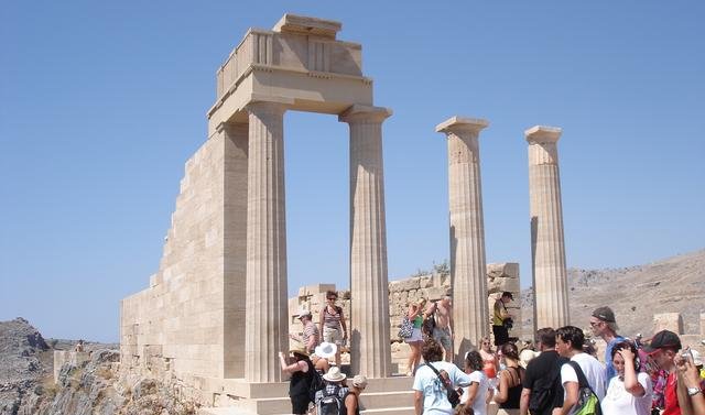 世界七大奇迹之一，希腊这座小岛占一席之地，至今仍是个谜