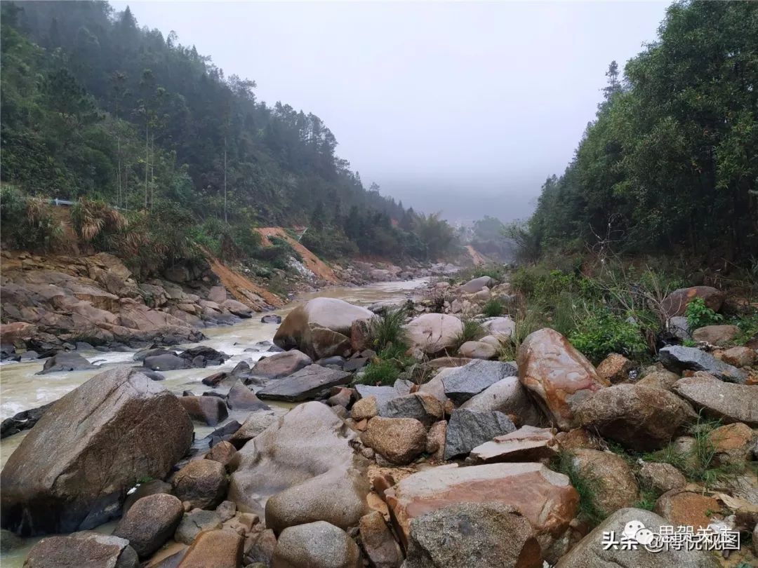 走进深山：思贺一座神秘老屋，里面还保留着什么呢？