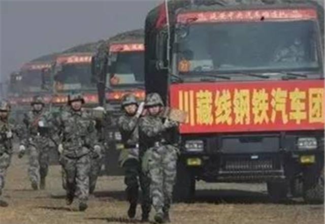 老司机开车走川藏线，为什么总要扔根烟？网友：看完肃然起敬！