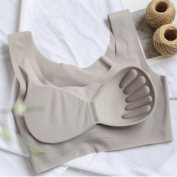 难怪媳妇把去年内内都扔了，原来今年流行这样的，比透视装还撩人