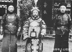  『保守派』光绪皇帝最恨的人不是慈禧竟是他，临死前挣扎写下了此人名字