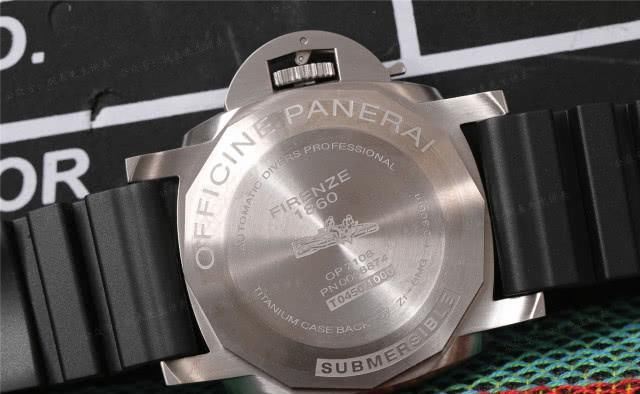  [评测]金属玻璃配上那一抹蓝，VS沛纳海PAM00692腕表评测