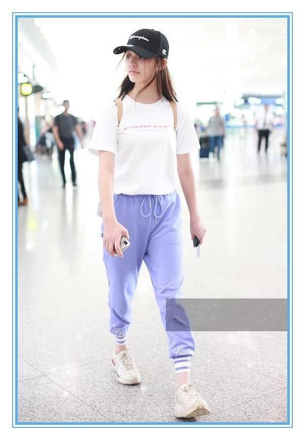 没杜鹃的气质真别穿束脚运动裤，否则像林允一样穿成睡裤就尴尬了