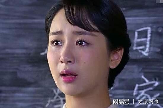 杨紫太可怜了！秦俊杰工作室继发分手声明后，再发声明！