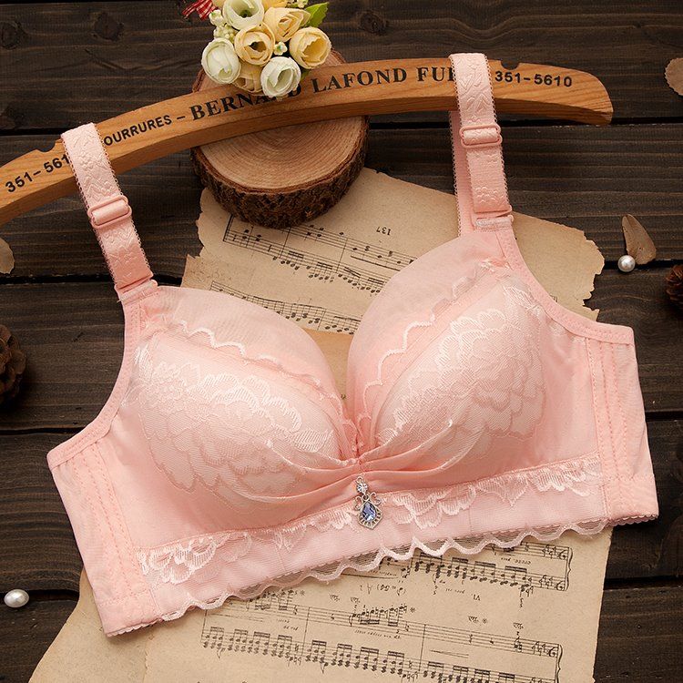 调整型无钢圈文胸，性感聚拢，让女人更具诱惑力