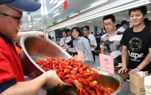 40年前中国引入一物种，如今胜过小龙虾，吃货也无能为力！