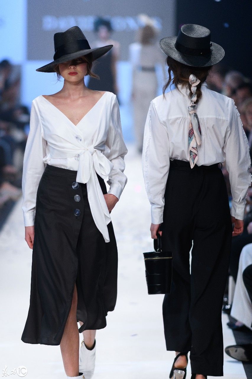 时装周|气质型的设计，大方简洁，很结合实际，可以参考的穿搭