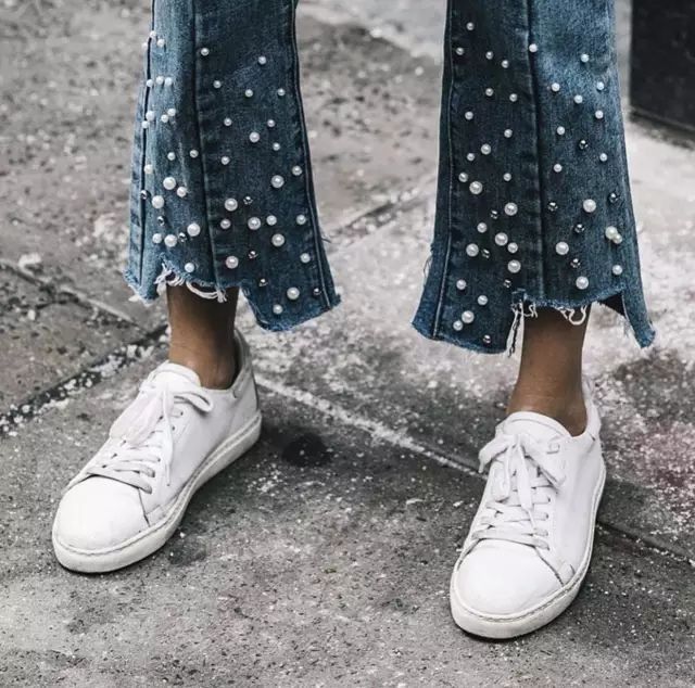 九分裤+运动鞋，才是入秋最潮搭配!!!