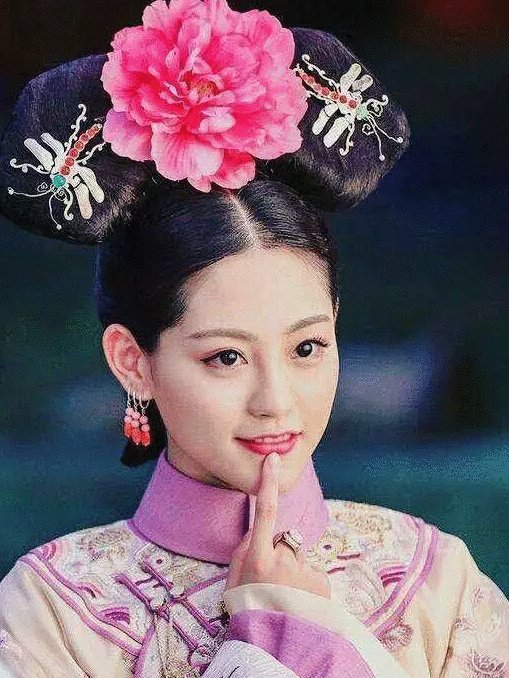  古装剧■祝绪丹演了4部古装剧, 最美不是玄女, 也不是周芷若, 而是清宫装