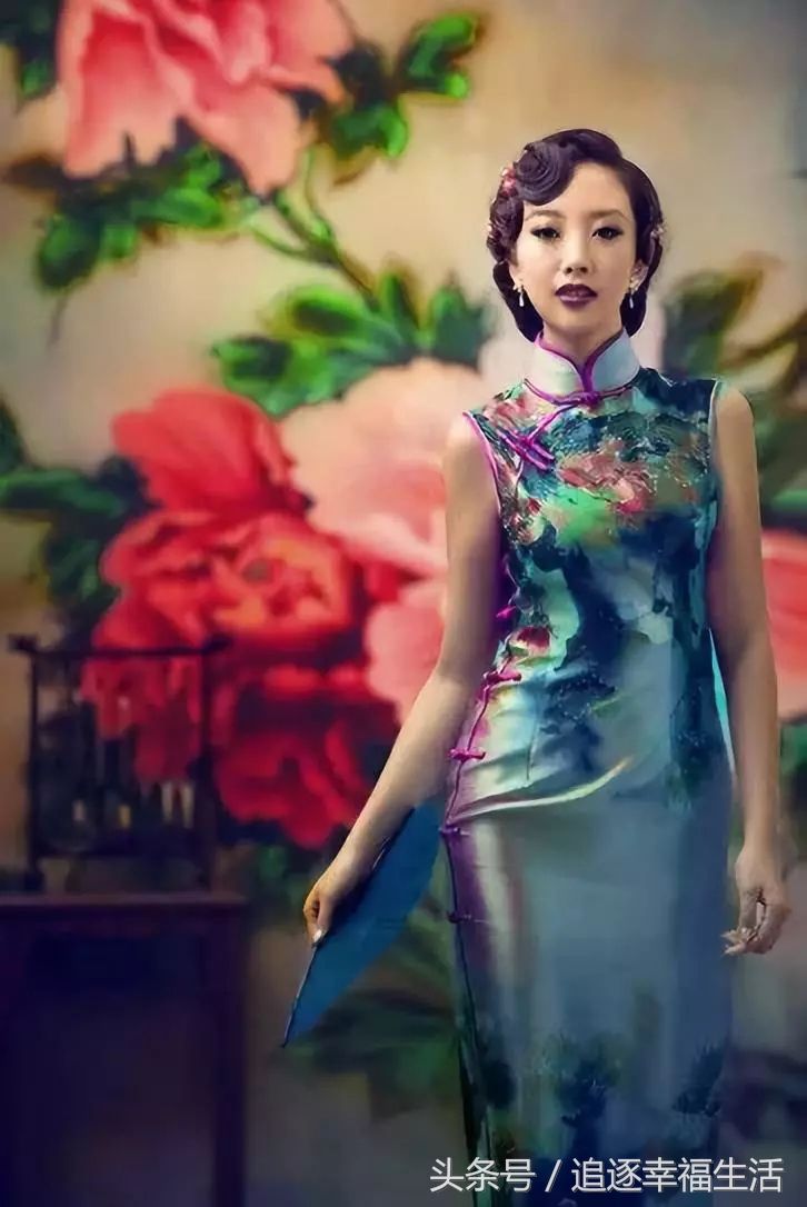 旗袍美人，国之瑰宝，太美了!