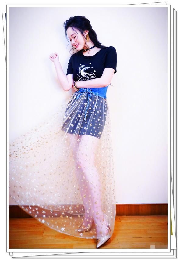 34岁冉莹颖这个身材，真是魅力巅峰，网友:只想说邹市明又瘦了