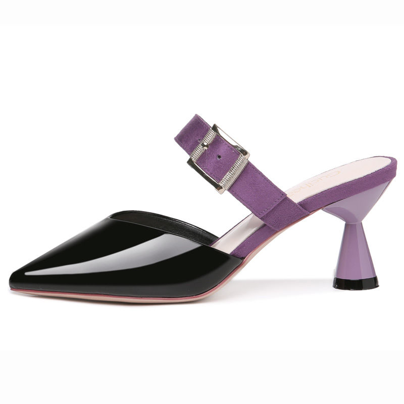 女人穿上高跟鞋，气质气场就完全不一样