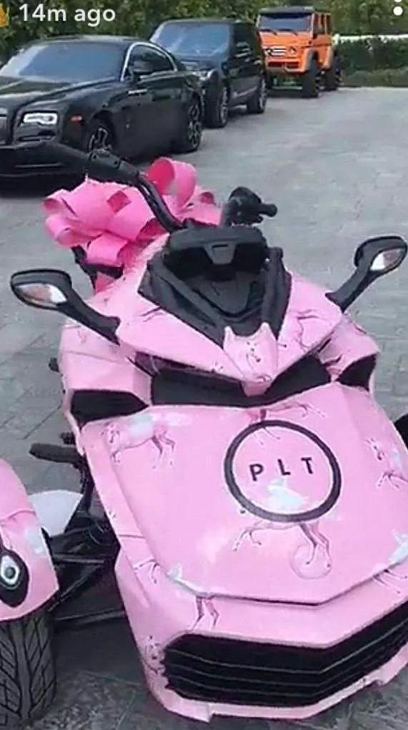 女友有9亿美元身家, 送什么礼物才不会被嫌弃?