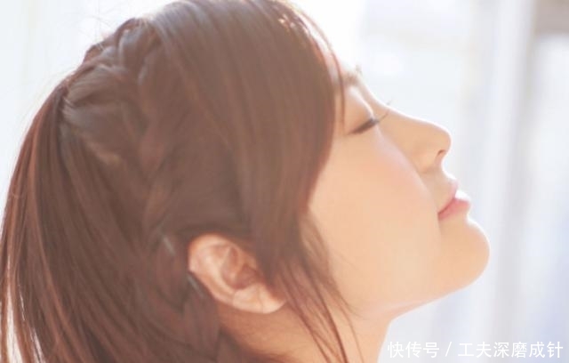  『黑色素』想要变白？皮肤暗沉发黄的七大原因，你一定要知道
