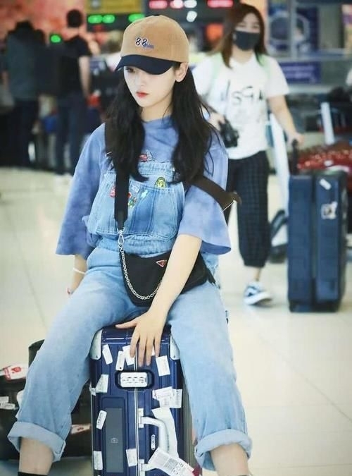 「帽子的搭配」帽子的五种搭配术,每一款都是服装搭配的点睛之笔,这样戴准没错