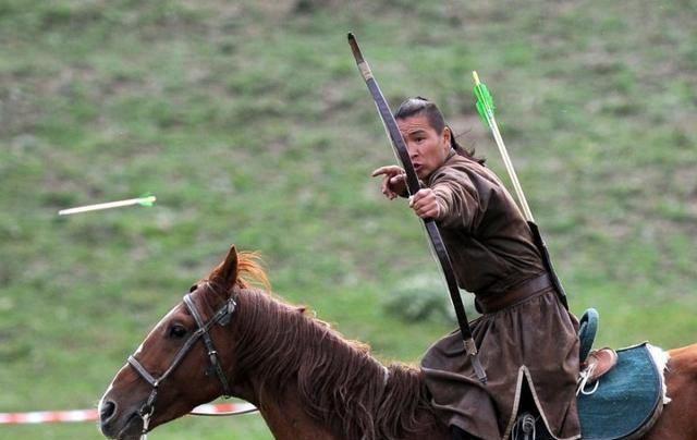  发现■新疆发现3000年前的祭祀遗址，揭示出独目人，他们的文明
