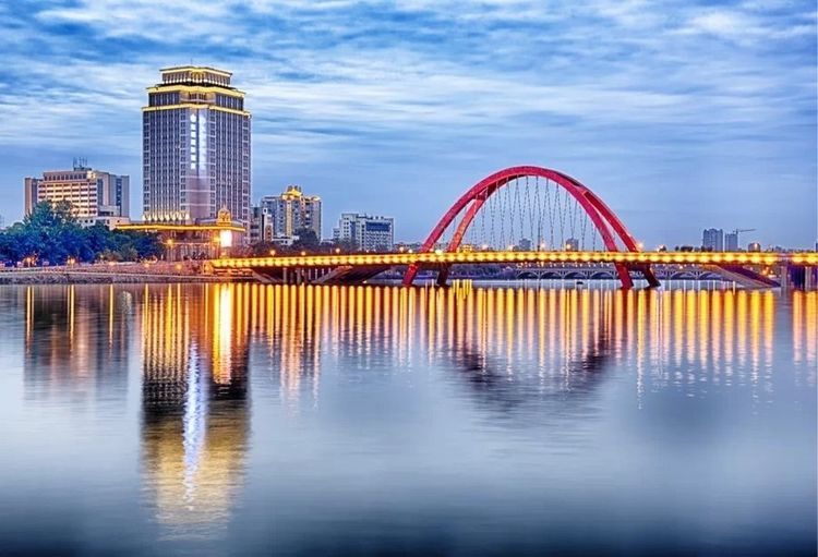  「gdp」中国十大城市，尘埃落定，可分为两个梯队！