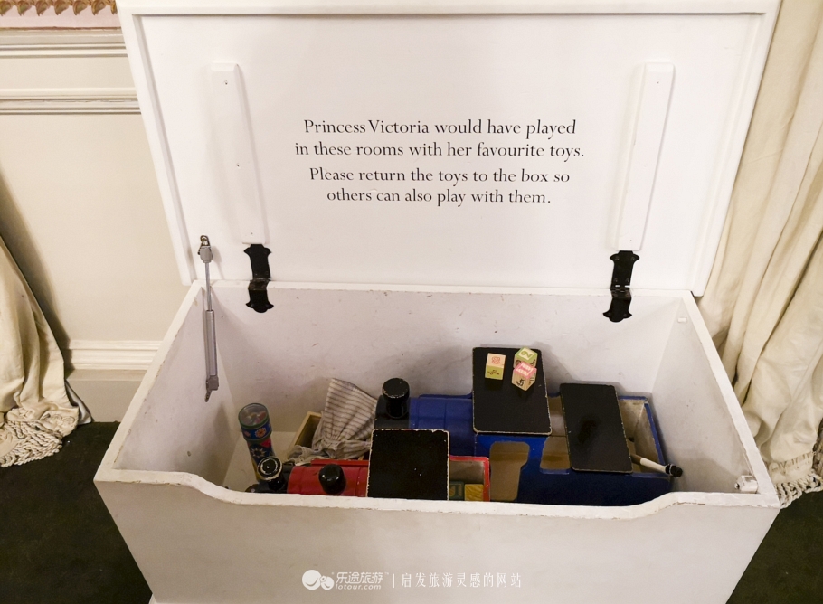 戴妃已逝，她的名字已写入这座宫殿的历史