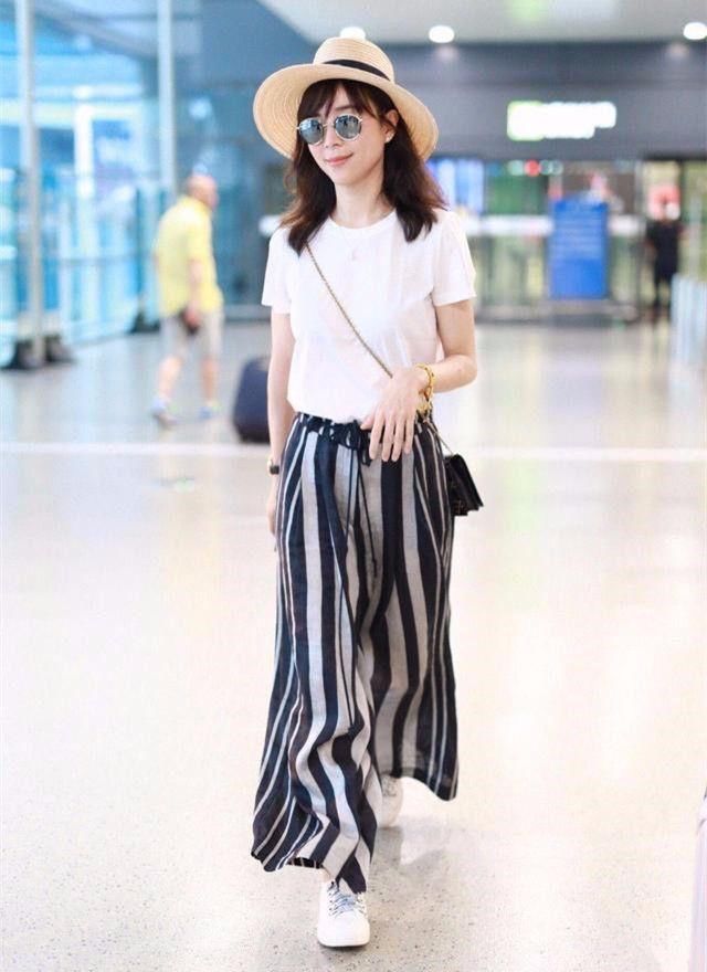 陈乔恩扎双马尾辫也不顶用，跟张静初比起来，少女感还是差了点!