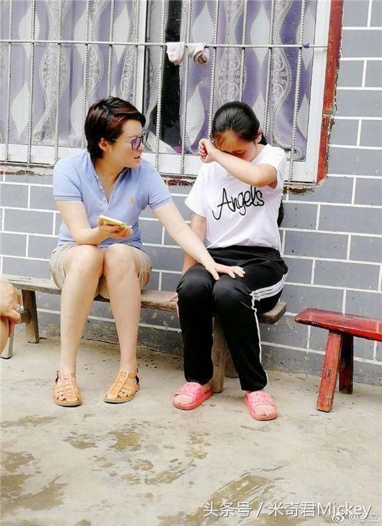 袁立宋祖德微博揭露女星为红养小鬼涂尸油真相，网友看完瑟瑟发抖