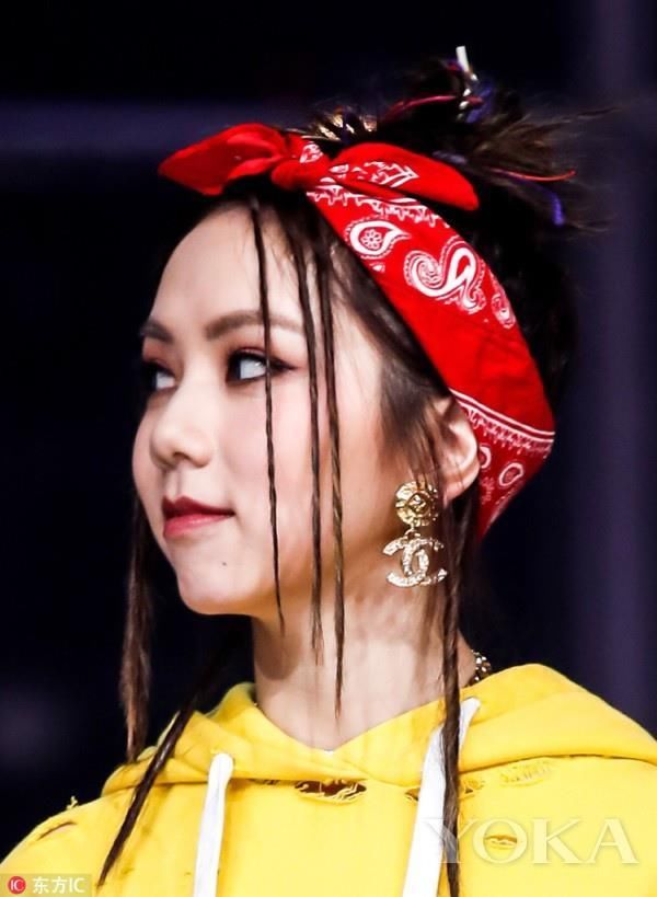 夏日不做蓬头乱发的猪猪女孩 范冰冰的发带轻松拯救你