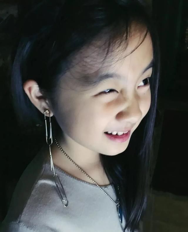  [有错]12岁的女孩化妆有错吗？