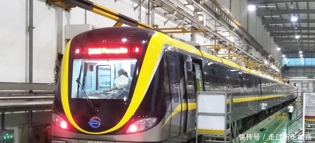  「长沙地铁」长沙地铁5号线首列车今日运抵长沙 永磁牵引列车亮