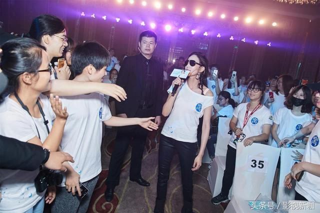 168张钧甯穿短裤运动装，大秀美腿，网友：不输173林志玲！