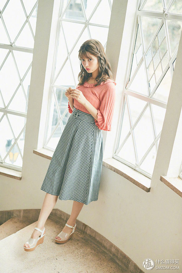 下周穿什么?清爽简约的通勤装，让你赢得好印象!