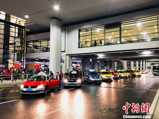  #高速#高速费涨价、收费不显金额，春运打车贵？交通部回应