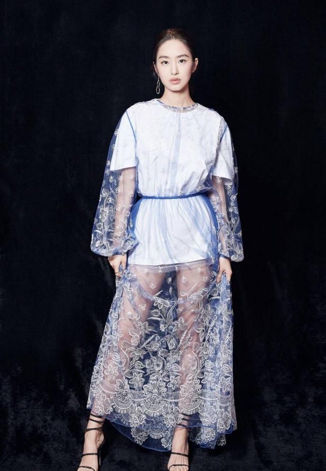 学会这么凹连衣裙，这个夏天就不愁了