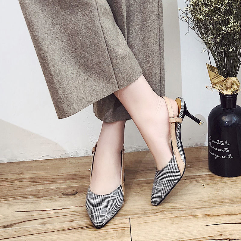 女人别和美丽过不去，7双高贵女凉鞋，上脚提升档次更迷人