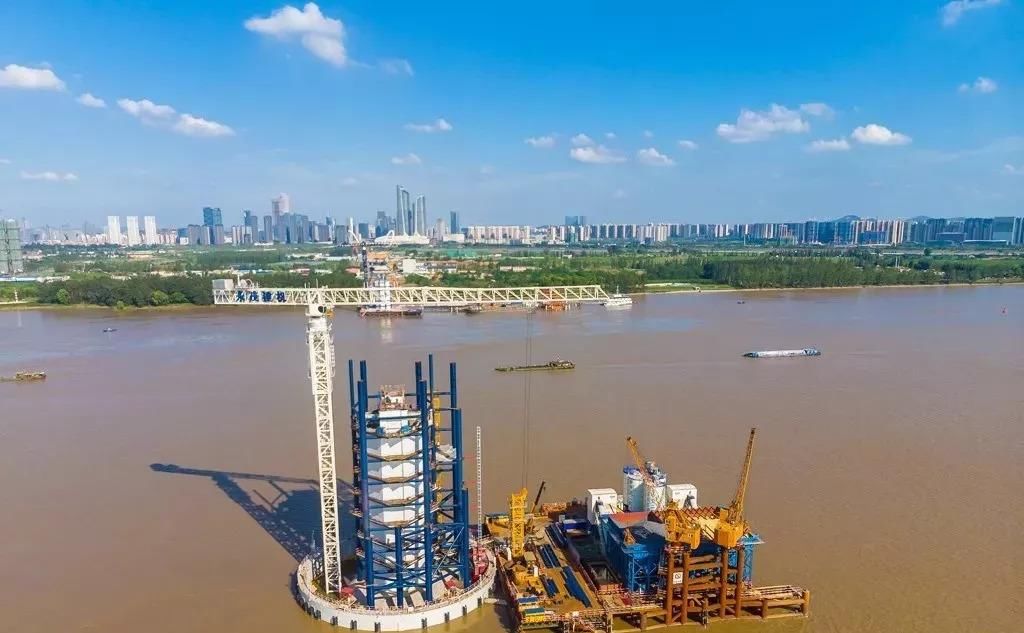 江苏将再添一座长江大桥，全长约12公里，预计2020年建成通车